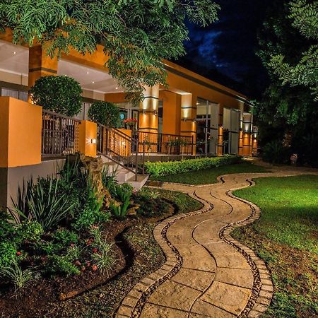Home Guesthouse Rustenburg Zewnętrze zdjęcie